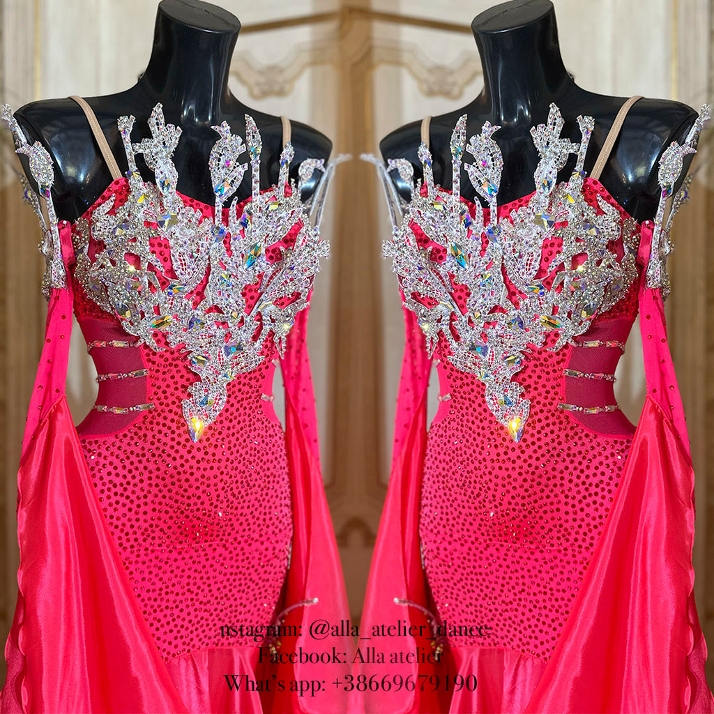 “The star of the floor” - Standard dress