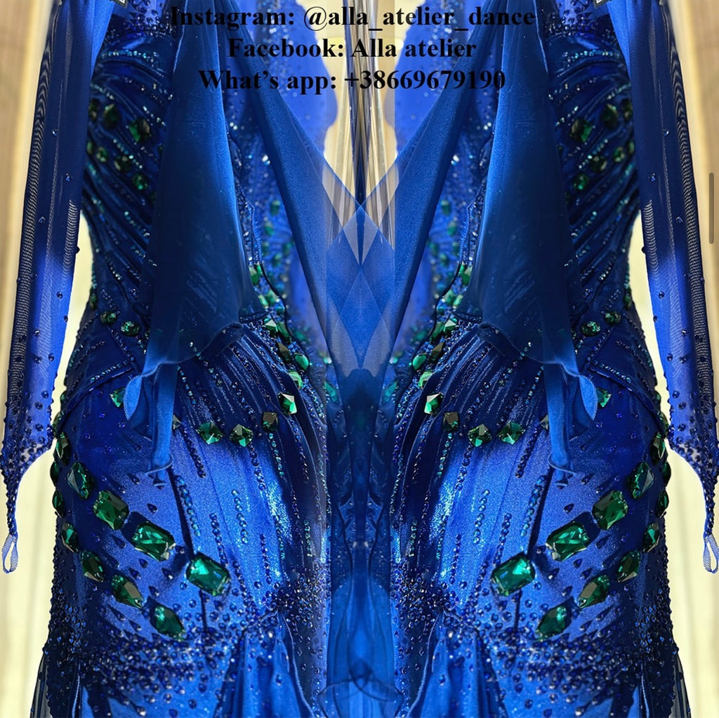 Adult Smooth dress